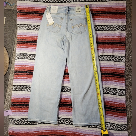 Miss Me size 30 Light Wash High Rise wide leg Jeans - Picture 8 of 14